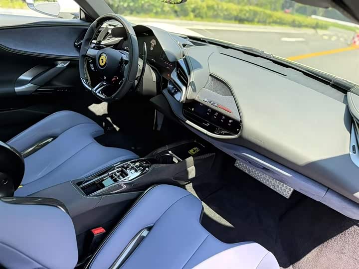 Фото 22 - Ferrari SF90