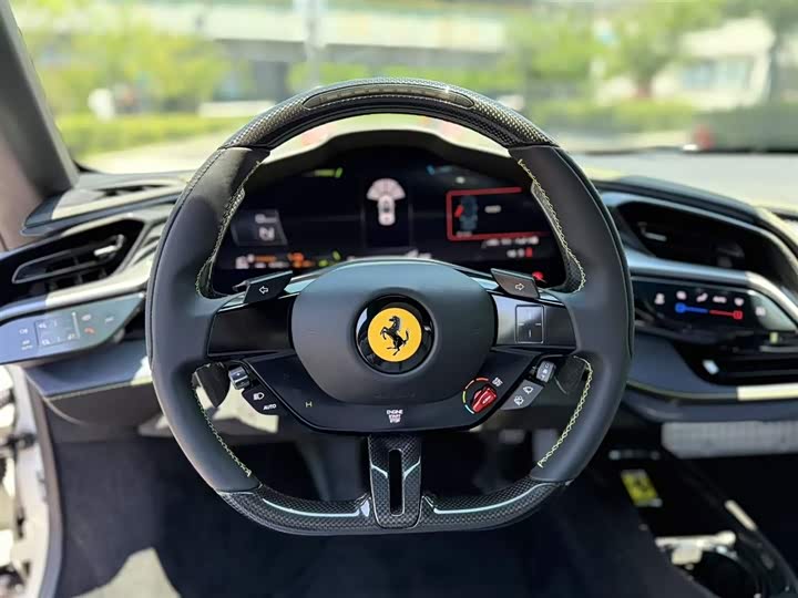 Фото 25 - Ferrari SF90