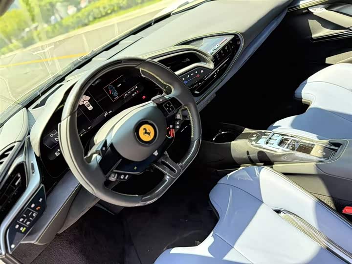 Фото 26 - Ferrari SF90