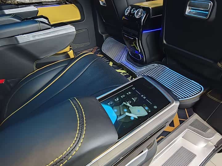 Фото 10 - Mercedes-Benz Vito