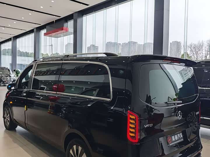 Фото 15 - Mercedes-Benz Vito