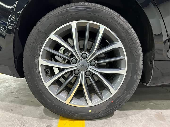 Фото 16 - Geely Preface