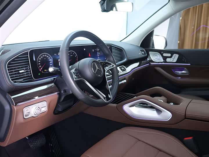 Фото 11 - Mercedes-Benz GLE-Class