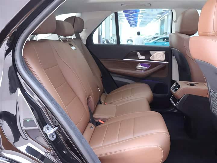 Фото 21 - Mercedes-Benz GLE-Class