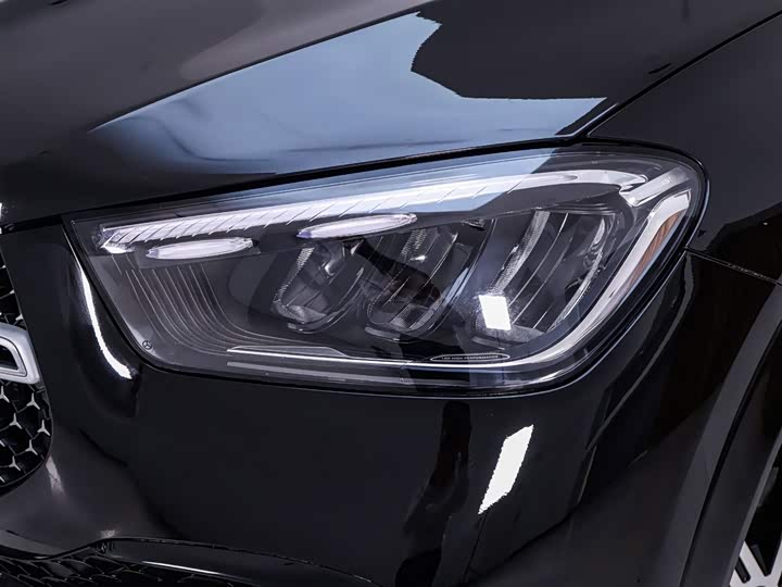 Фото 4 - Mercedes-Benz GLE-Class