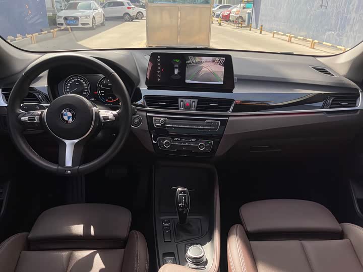 Фото 14 - BMW X1