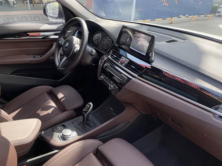 Фото 15 - BMW X1