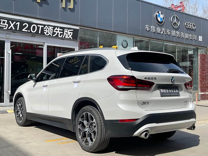 Фото 6 - BMW X1