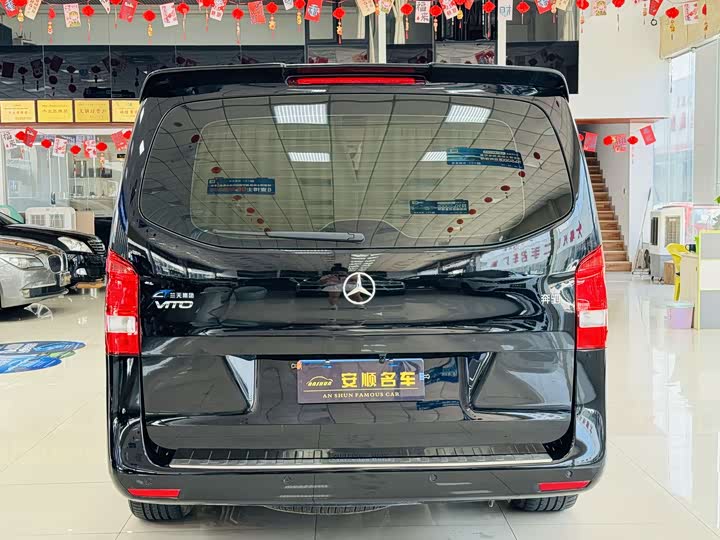 Фото 12 - Mercedes-Benz Vito