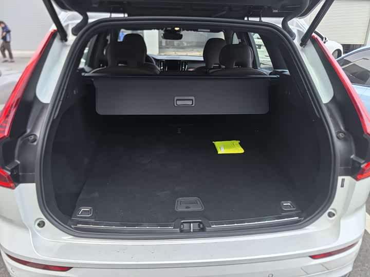 Фото 6 - Volvo XC60