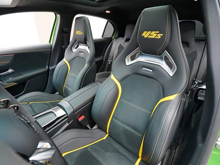 Фото 4 - Mercedes-Benz A-Class AMG