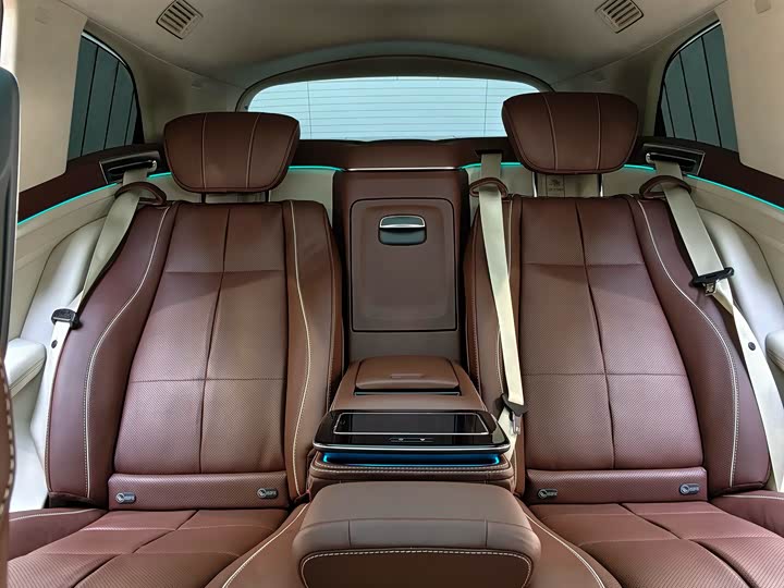 Фото 15 - Mercedes-Benz Maybach GLS