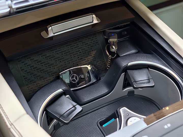 Фото 23 - Mercedes-Benz Maybach GLS