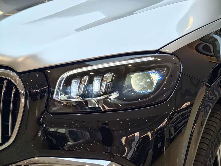 Фото 29 - Mercedes-Benz Maybach GLS