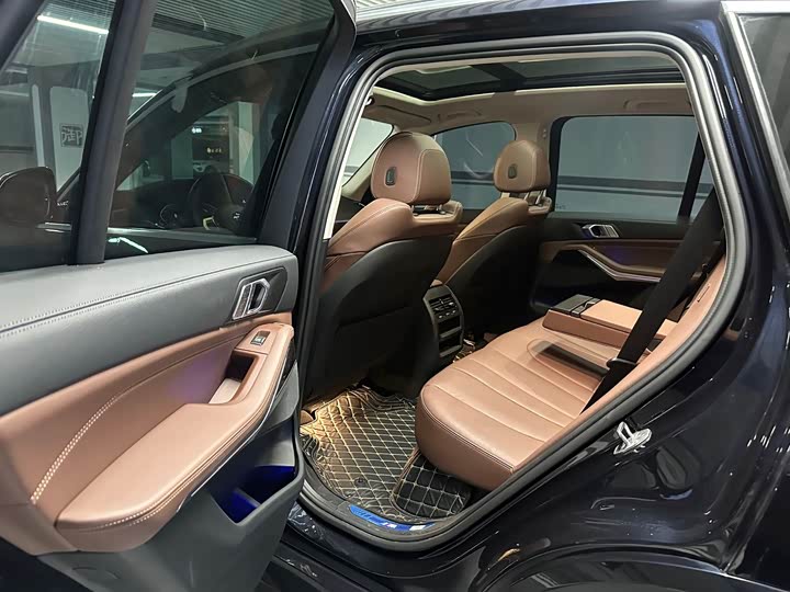 Фото 23 - BMW X5