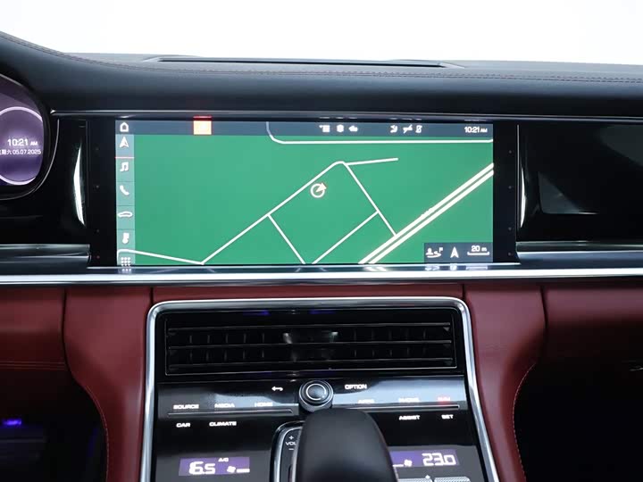 Фото 12 - Porsche Panamera