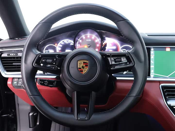 Фото 18 - Porsche Panamera