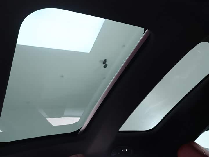 Фото 25 - Porsche Panamera