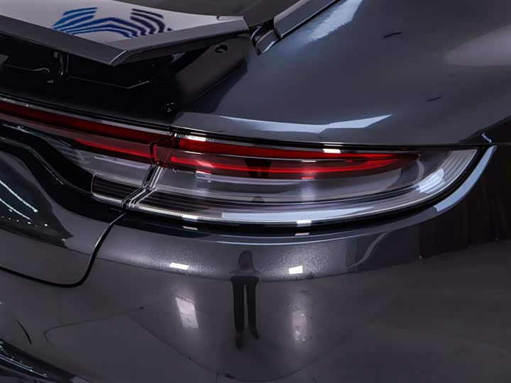 Фото 9 - Porsche Panamera