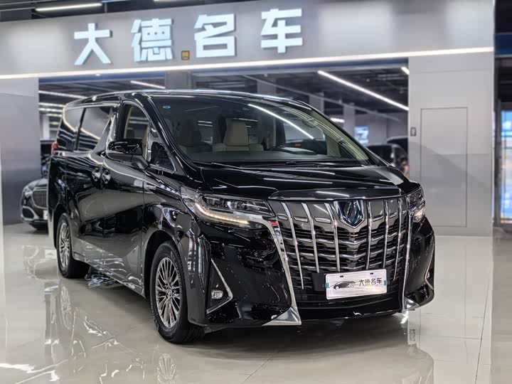 Фото 1 - Toyota Alphard