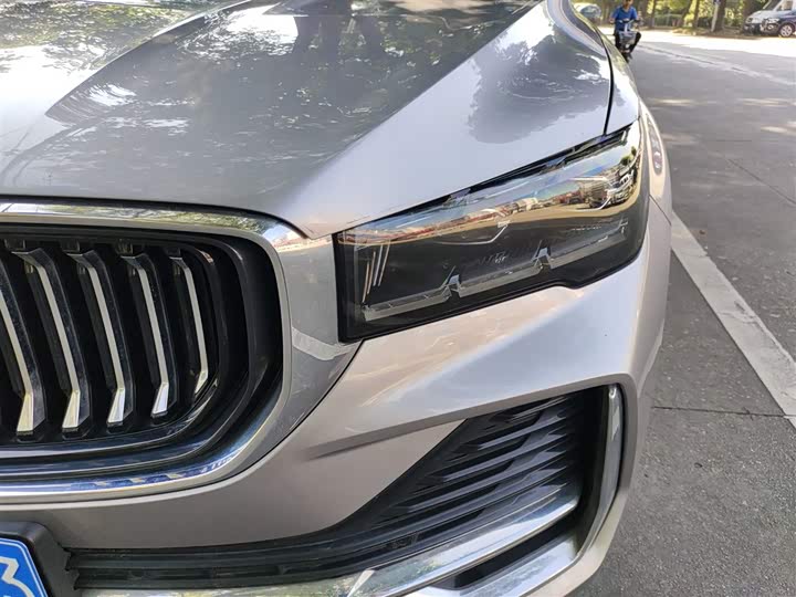 Фото 24 - Geely Monjaro