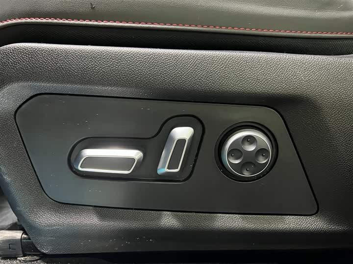 Фото 9 - Jetour T2