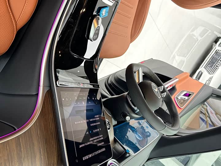 Фото 17 - Mercedes-Benz GLC-Class