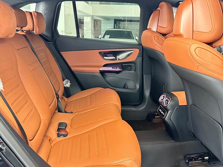 Фото 18 - Mercedes-Benz GLC-Class