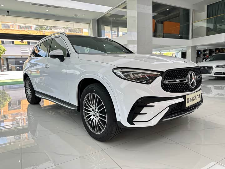 Фото 3 - Mercedes-Benz GLC-Class
