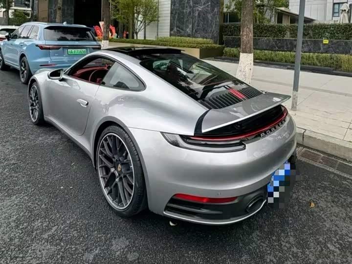 Фото 2 - Porsche 911