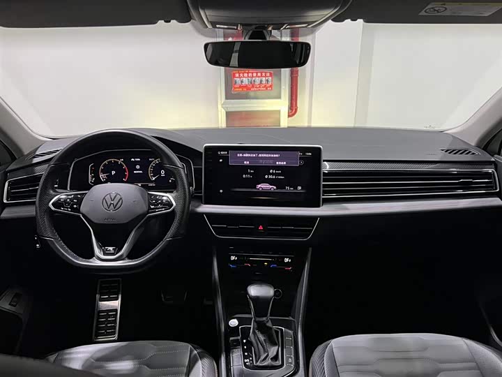 Volkswagen Tiguan X 2022 2022款 330TSI 两驱越享版