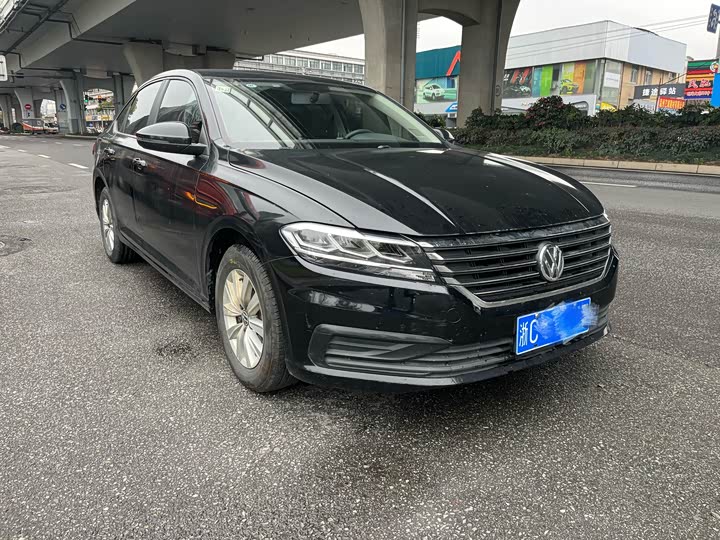 Фото 3 - Volkswagen Lavida