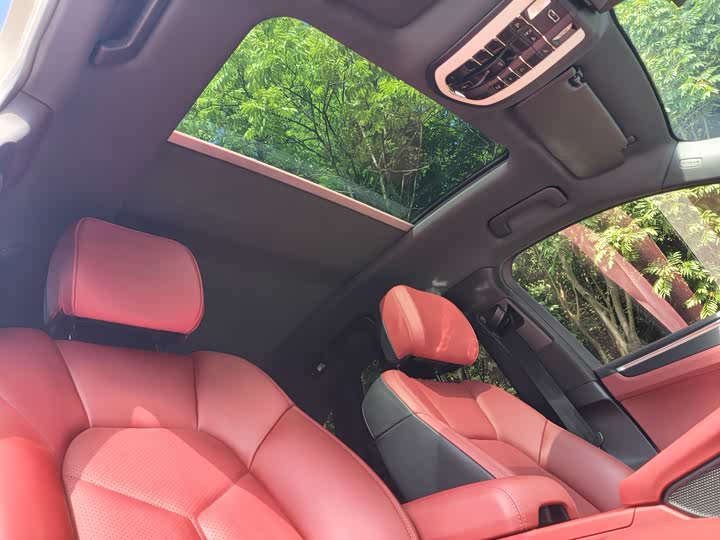 Фото 15 - Porsche Macan