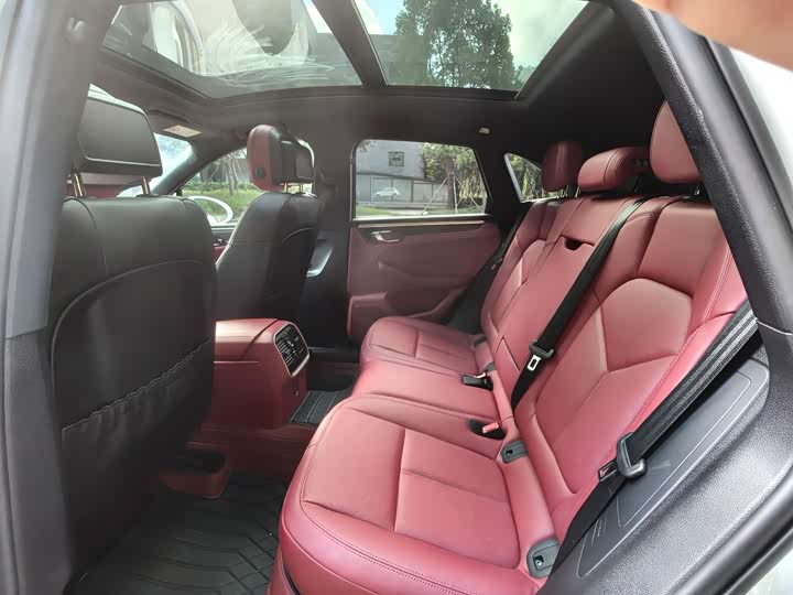 Фото 7 - Porsche Macan