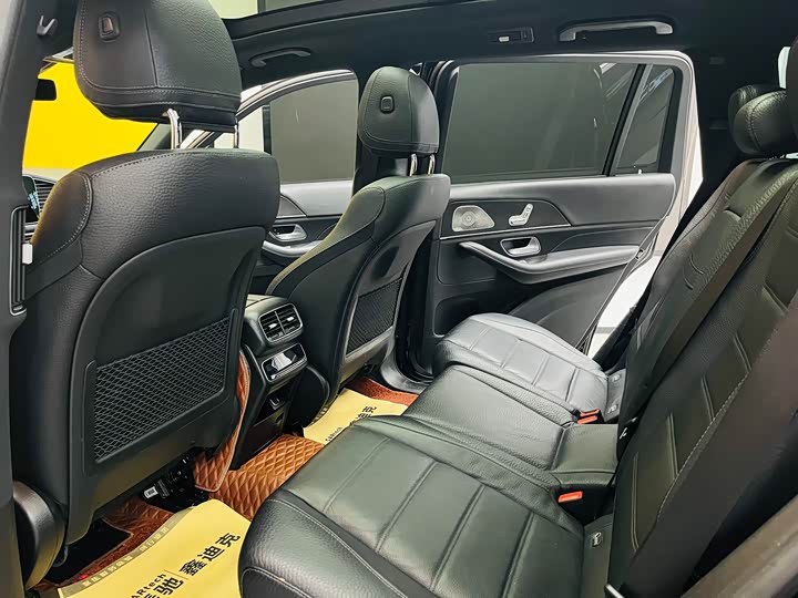 Фото 8 - Mercedes-Benz GLS-Class