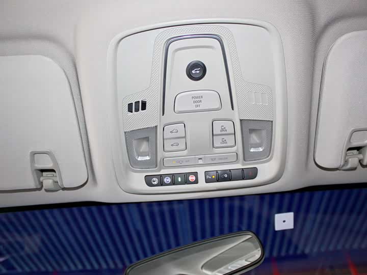 Фото 23 - Buick GL8 ES