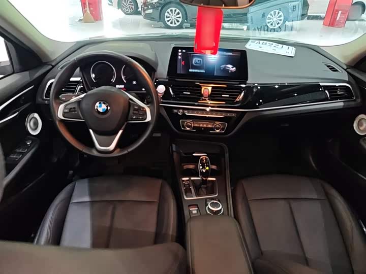 Фото 10 - BMW 1 Series