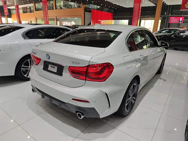 Фото 5 - BMW 1 Series