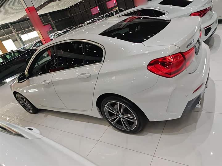 Фото 7 - BMW 1 Series