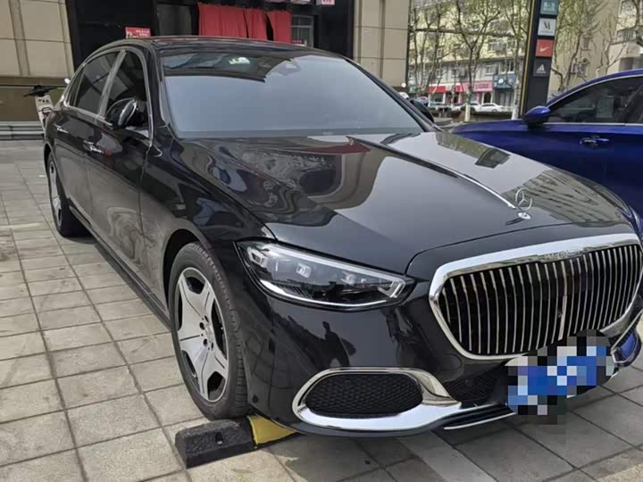 Фото 2 - Mercedes-Benz Maybach S-Class