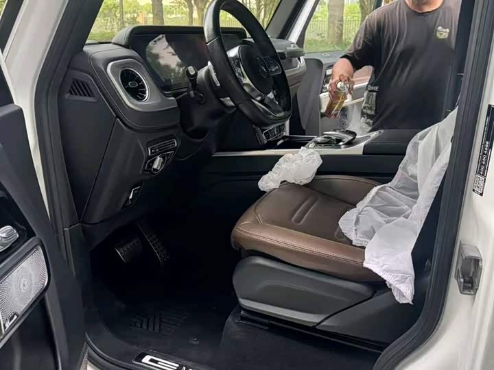 Фото 12 - Mercedes-Benz G-Class