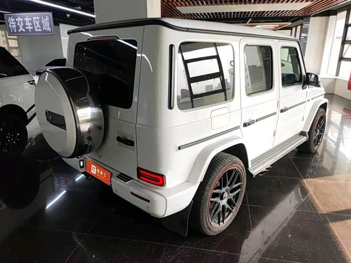Фото 4 - Mercedes-Benz G-Class