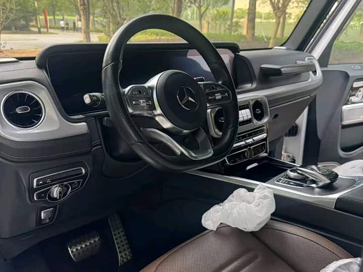Фото 7 - Mercedes-Benz G-Class