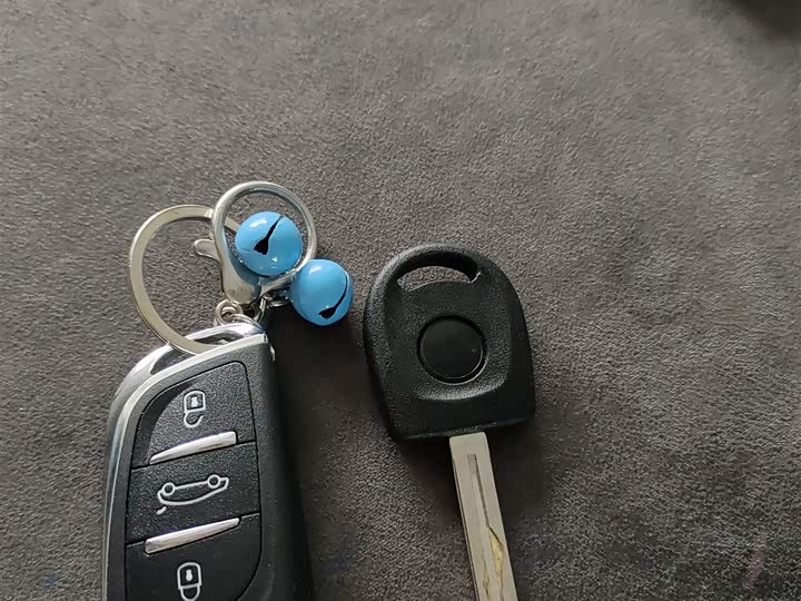 Фото 8 - Dongfeng Forthing Lingzhi M5