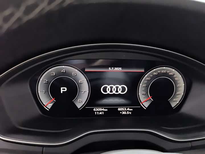 Фото 4 - Audi Q5L