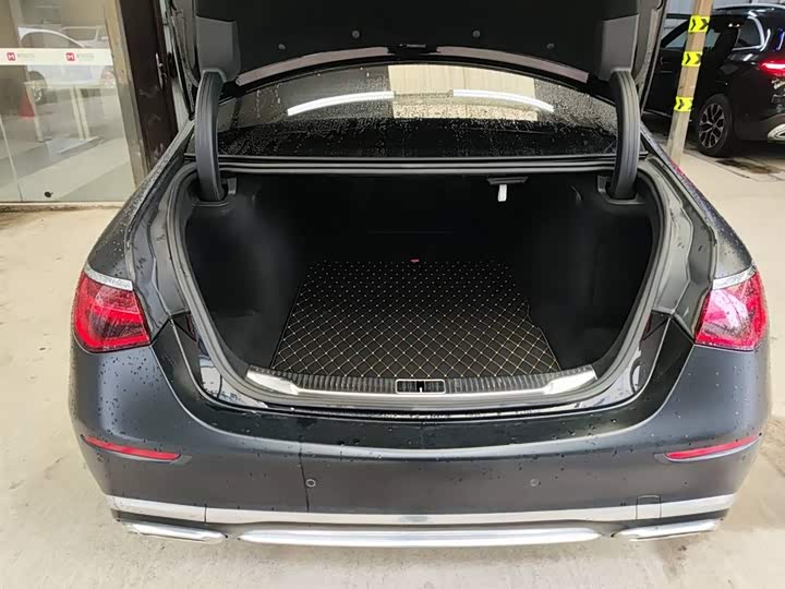 Фото 10 - Mercedes-Benz Maybach S-Class