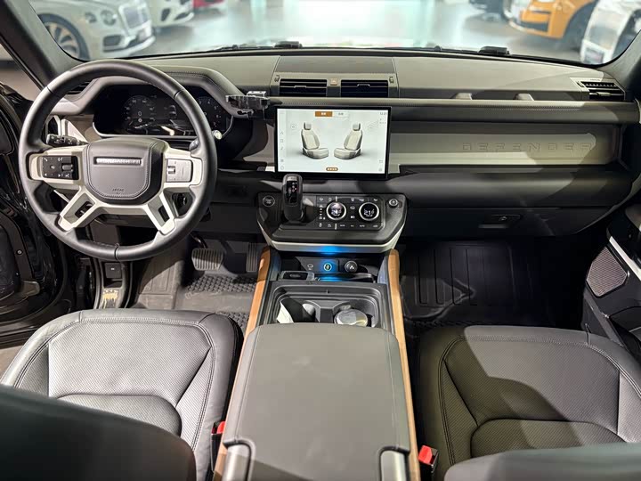 Фото 20 - Land Rover Defender