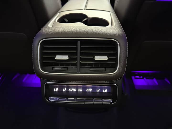 Фото 17 - Mercedes-Benz GLS-Class