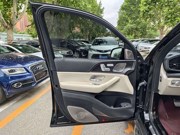 Фото 4 - Mercedes-Benz GLS-Class AMG