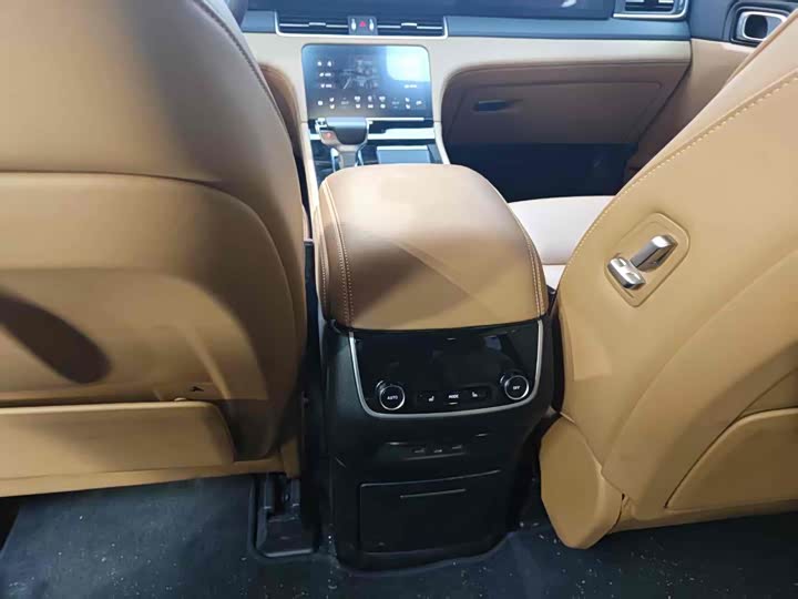 Фото 17 - LiXiang One